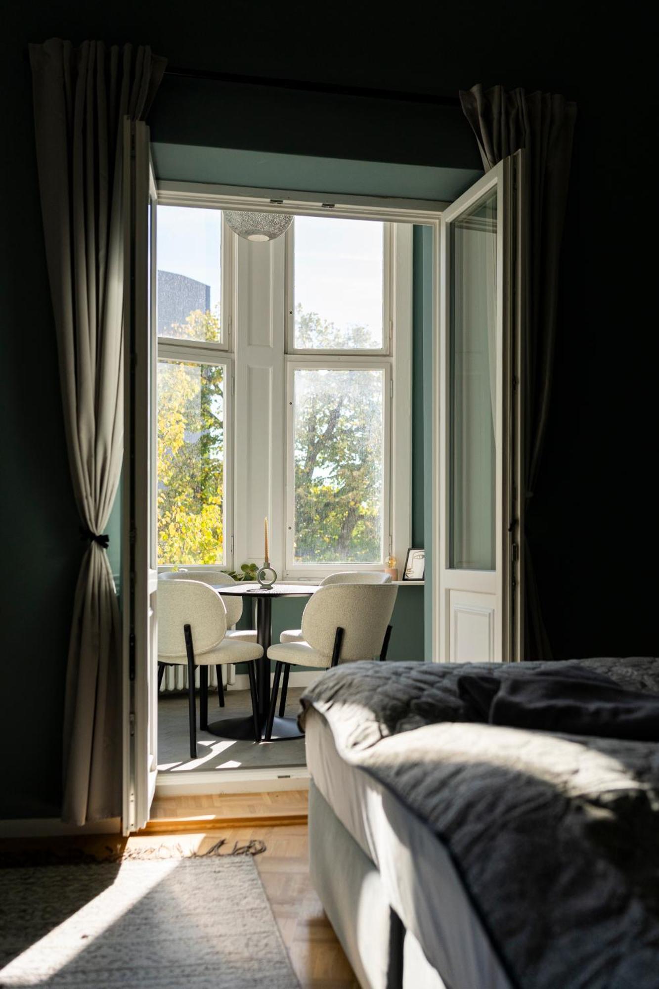 Jomi Stays, Brandenburgische Strasse 16 - Wohnen Beim Kurfuerstendamm Privatunterkunft Berlin